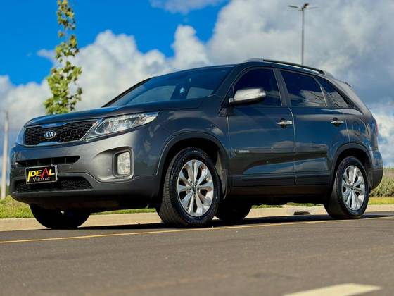 KIA SORENTO 2.4 16V GASOLINA EX AUTOMÁTICO KIA SORENTO 2.4 16V GASOLINA EX AUTOMÁTICO